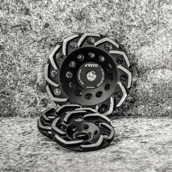 Meule-boisseau diamantée segment L 180 mm 22,23 mm 6 mm VITO