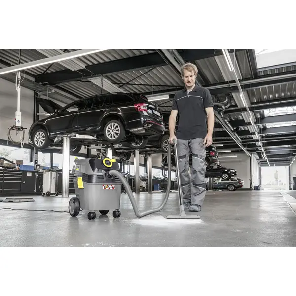Aspirateur eau et poussières NT 30/1 Ap L Karcher 1.148-221.0