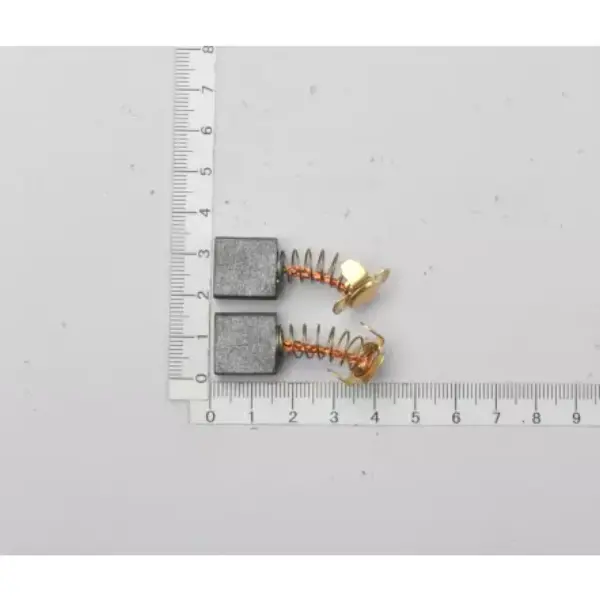 Balais de charbon (2 pièces) pour scie à onglet radiale HM110MP | Atelier des boiseux