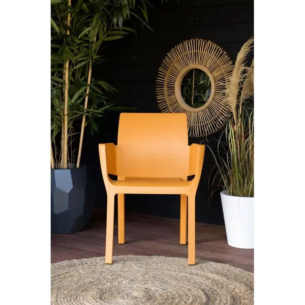Lot de 4 chaises de jardin empilables en résine orange avec accoudoirs - CHALET & JARDIN