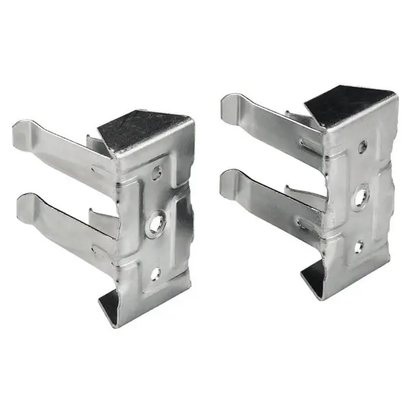 2 clips en acier zingué pour fixation de plinthe