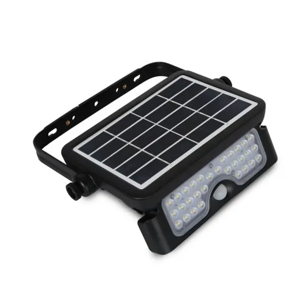 HAWK: faretto solare 500 lumen con lunga autonomia